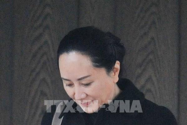 Vụ dẫn độ CFO Huawei: Tranh tụng về quy trình bắt giữ bà Mạnh Vãn Châu