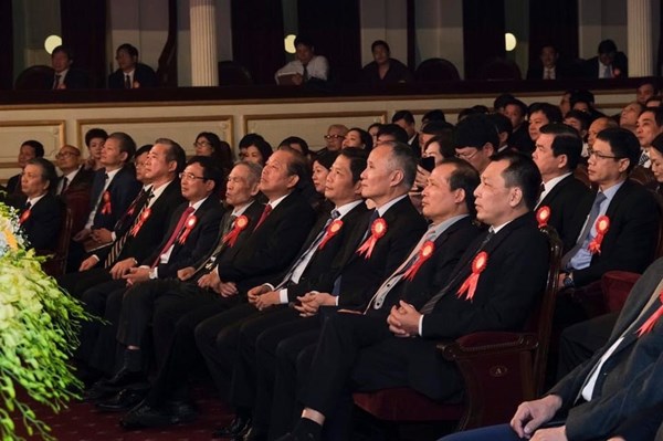 Phó Thủ tướng Trương Hòa Bình: Thể chế là khâu đột phá quan trọng của ngành công thương