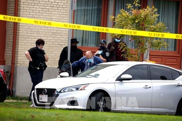 Xả súng trong một lễ tang tại Mỹ