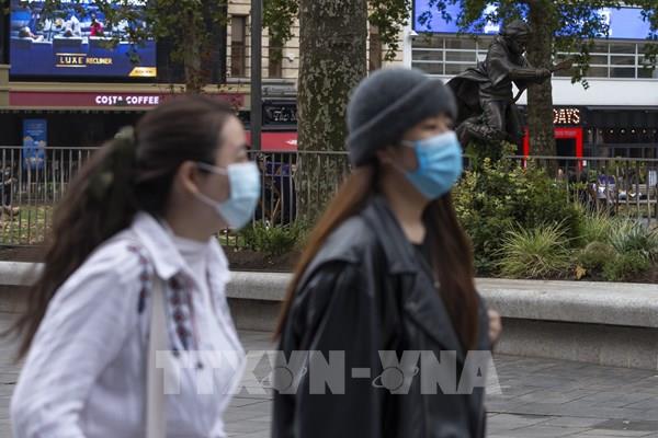 Thế giới ghi nhận gần 35 triệu ca nhiễm COVID-19