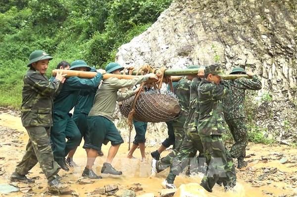 Hủy nổ thành công hai quả bom nặng khoảng 680kg sót lại sau chiến tranh