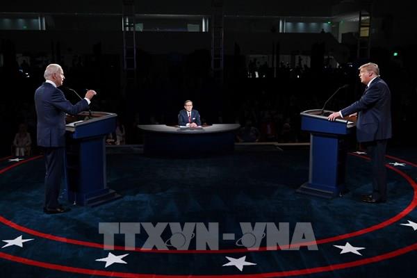 Tổng thống Trump và ứng cử viên Joe Biden so kè quyết liệt tại tiểu bang Ohio