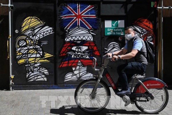 Quốc hội Anh hợp pháp hóa sử dụng xe máy điện trong 18 tháng tới