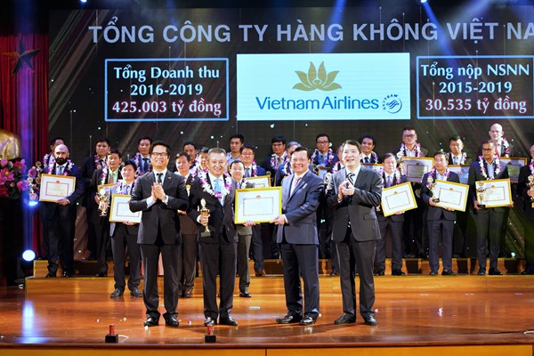 Vietnam Airlines được vinh danh doanh nghiệp nộp thuế tiêu biểu