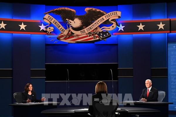 Dịch COVID-19 chi phối màn mở đầu cuộc tranh luận giữa hai ứng cử viên phó tổng thống