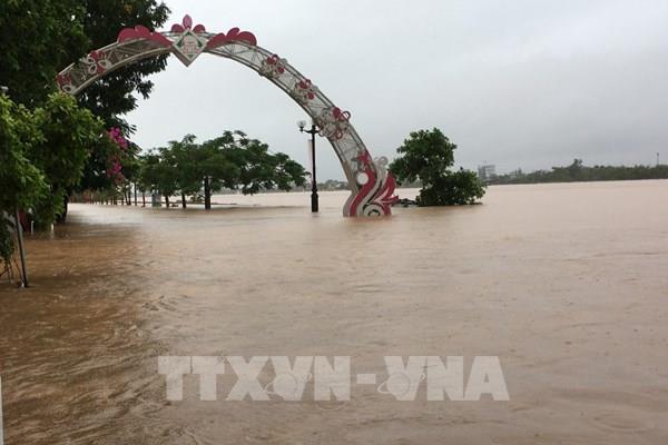 Quảng Trị: Mưa lớn gây ngập lụt trên diện rộng, 1 người chết 7 người mất tích