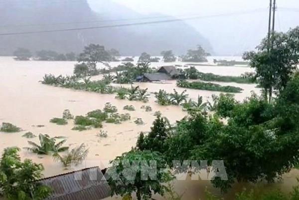 Chuẩn bị lương thực, nước sạch sẵn sàng ứng phó trong tình huống mưa lũ kéo dài