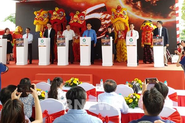 Khởi công công trình Nhạc nước tại Khu đô thị Vạn Phúc