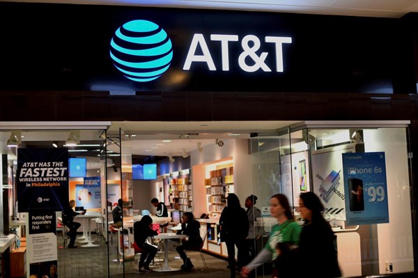 Mỹ hoãn triển khai mạng 5G vì an toàn hàng không