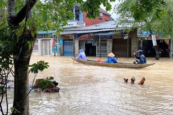 Dự báo thời tiết 3 ngày tới: Ngập lụt sâu từ Quảng Bình đến Quảng Nam tiếp tục kéo dài
