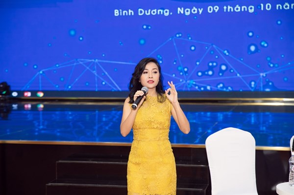 Phó Tổng giám đốc Tân Hiệp Phát Trần Uyên Phương liên tiếp bán ra cổ phiếu YEG 