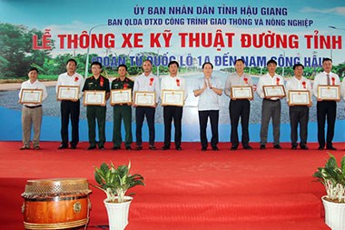 Hậu Giang thông xe kỹ thuật đường tỉnh 927C