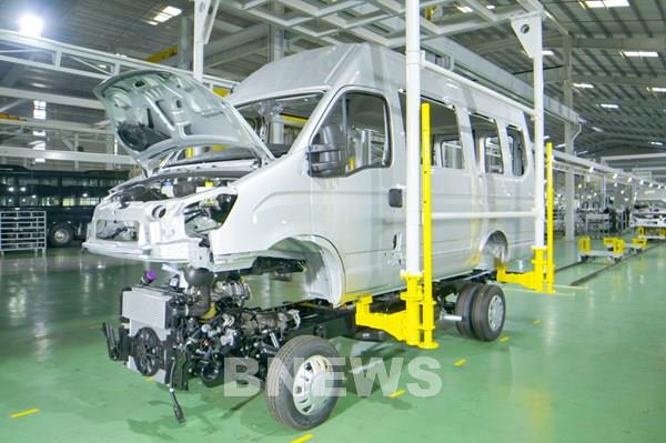 THACO giới thiệu dây chuyền sản xuất và ra mắt sản phẩm Mini Bus IVECO DAILY