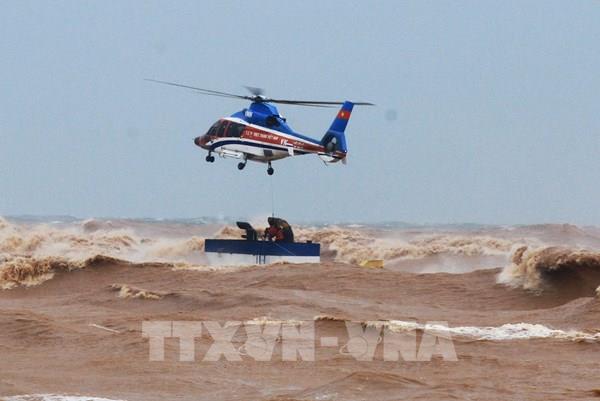 Quảng Trị cứu nạn thành công toàn bộ số người trên tàu Vietship 01 bị mắc cạn