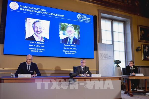 Hai nhà kinh tế Mỹ đoạt giải Nobel Kinh tế 2020