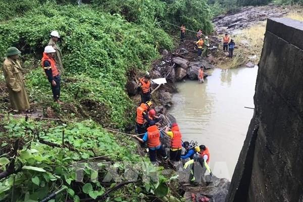 Tìm thấy thi thể nạn nhân bị lũ cuốn ở huyện Hòa Vang