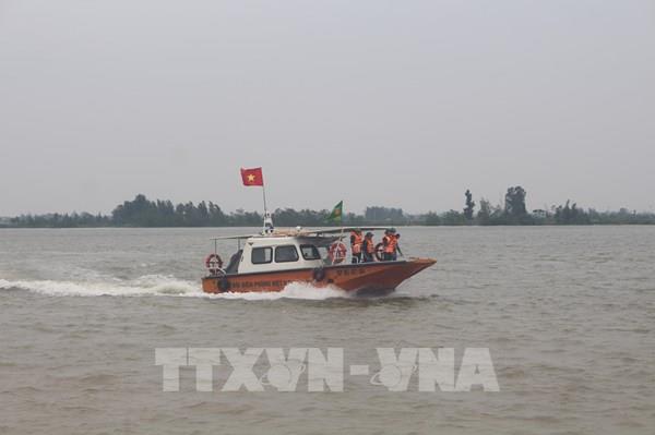 Bão số 8 giật cấp 11, có khả năng mạnh thêm