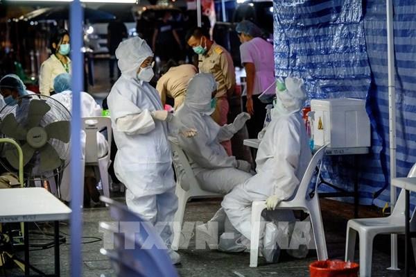 WHO: Số nhân viên y tế nhiễm virus SARS-CoV-2 có xu hướng giảm