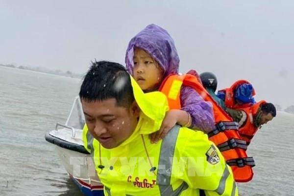 Mưa lũ miền Trung diễn biến phức tạp