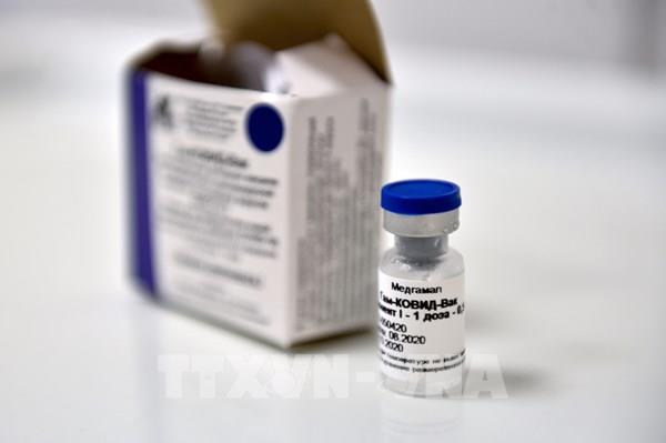 Nga phê chuẩn vaccine thứ hai ngừa COVID-19