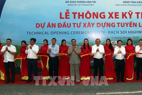 Thông xe kỹ thuật tuyến đường bộ có vốn đầu tư lớn nhất tỉnh Kiên Giang