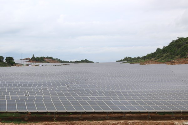 Ấn Độ điều tra chống bán phá giá đối với pin Mặt Trời nhập khẩu