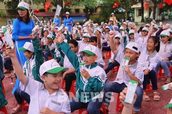 Hà Nam phát động chương trình Sữa học đường năm học 2020-2021