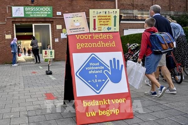 Bỉ ban bố lệnh giới nghiêm và các biện pháp phòng dịch COVID-19