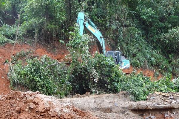 Tìm thấy 6 thi thể trong một gia đình bị vùi lấp do sạt lở núi ở Quảng Trị