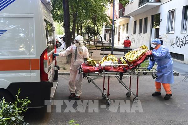 Italy ban hành sắc lệnh mới về phòng chống dịch bệnh COVID-19