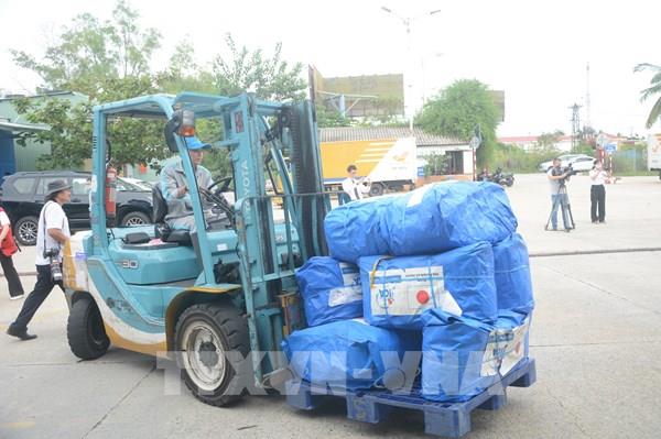 Nhật Bản hỗ trợ tỉnh Thừa Thiên-Huế 50 máy lọc nước và 250 tấm trải nhựa