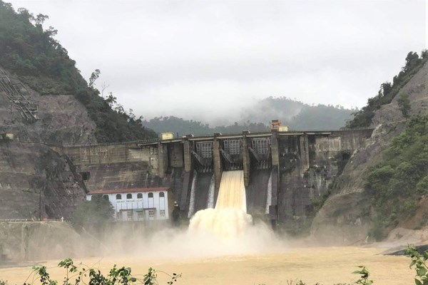 Lũ lớn, 2 vai đập Thủy điện Hố Hô vẫn an toàn