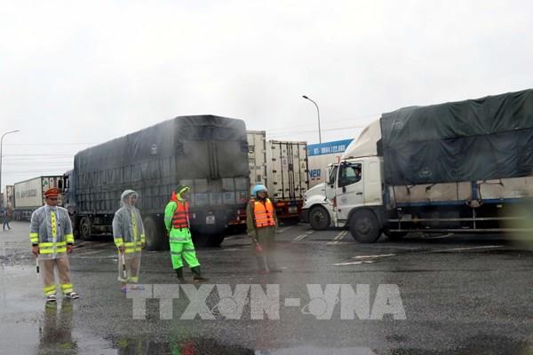 Hà Tĩnh thông xe, giải phóng ách tắc trên tuyến Quốc lộ 1A