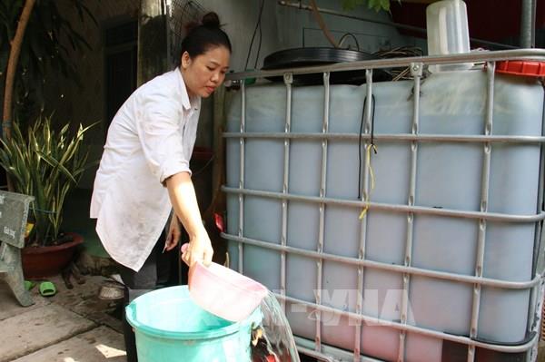 Bến Tre: Hàng trăm hộ dân kêu cứu vì nguồn nước máy bị nhiễm bẩn