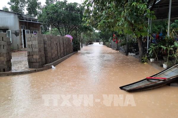 Dự báo thời tiết: Áp thấp nhiệt đới tan dần, bão số 9 mạnh thêm