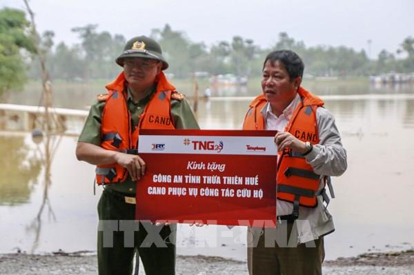 Bàn giao ca-nô công suất lớn cứu hộ, cứu nạn cho tỉnh Thừa Thiên – Huế