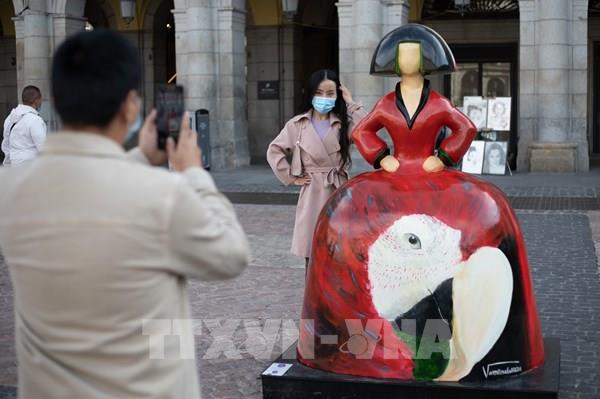 Du lịch Tây Ban Nha điêu đứng dịch COVID-19