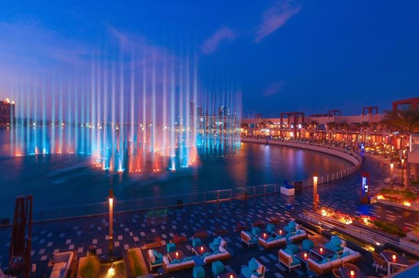 Dubai lập kỷ lục Guiness với đài phun nước lớn nhất thế giới