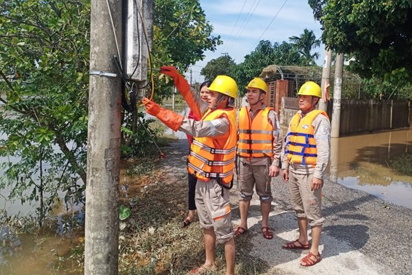 Khuyến cáo an toàn điện sau mưa lũ
