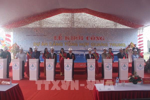 Khởi công dự án Cảng Tổng hợp có thể đón tàu có trọng tải 50.000 DWT