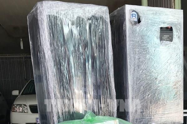 Bắt 2 xe giường nằm vận chuyển lượng lớn hàng không rõ nguồn gốc