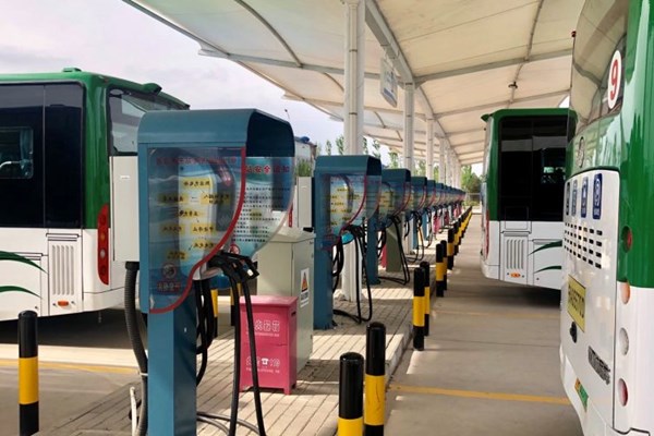 Khoảng 60% xe bus Trung Quốc sẽ chạy bằng điện