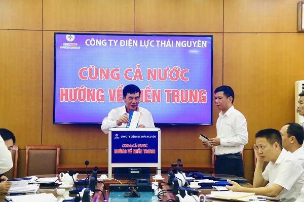 Điện lực miền Bắc chung tay ủng hộ đồng bào miền Trung