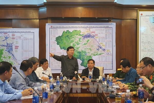 Ứng phó bão số 9: "Thời gian vàng" để phòng tránh bão và sơ tán dân