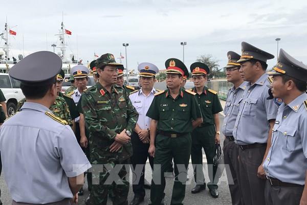 Quân đội huy động trên 250.000 người tham gia ứng phó bão số 9