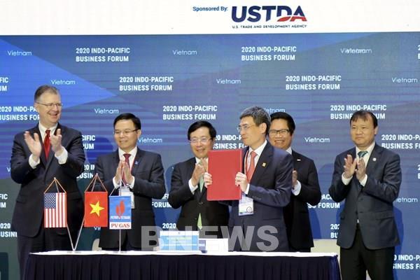 PV GAS và Tập đoàn AES ký kết thoả thuận về dự án kho cảng LNG Sơn Mỹ