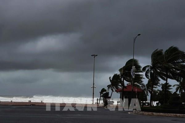 Bão số 12 và bão số 13 dự kiến cùng vào Trung Bộ