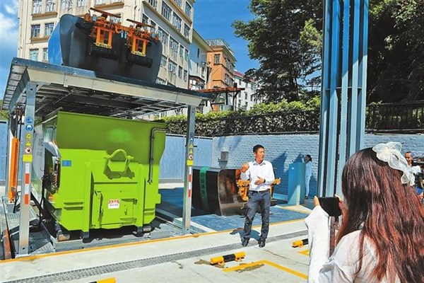 Thành phố Thâm Quyến sử dụng robot trong quá trình xử lý rác