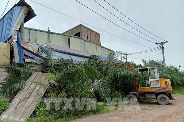 Cưỡng chế 8 trường hợp xây dựng trái phép trên đất nông nghiệp