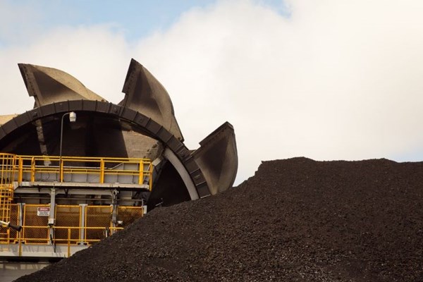 Ngành than Australia đón thêm thông tin bất lợi